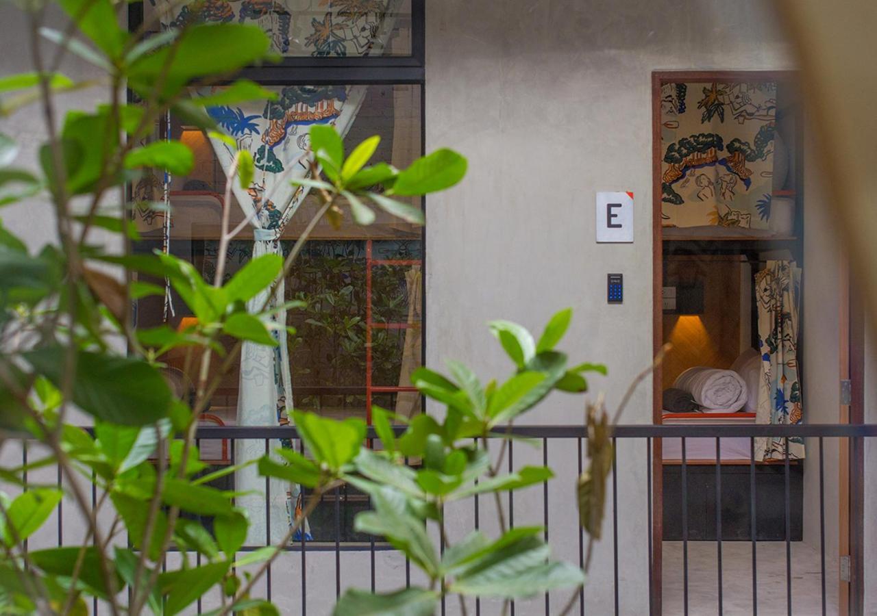 Tan Hostel X Cafe , Aonang Beach (Adults Only) Ao Nang Exterior foto